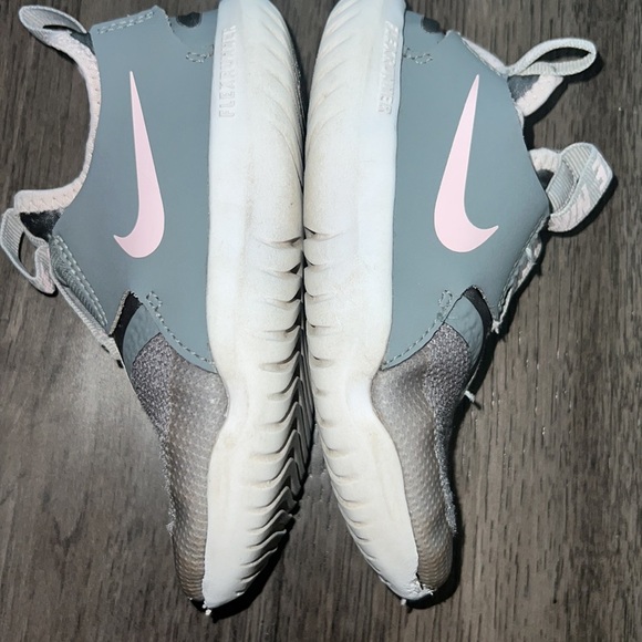 Toddler girl flex runner Nike sneakers - Picture 9 of 12